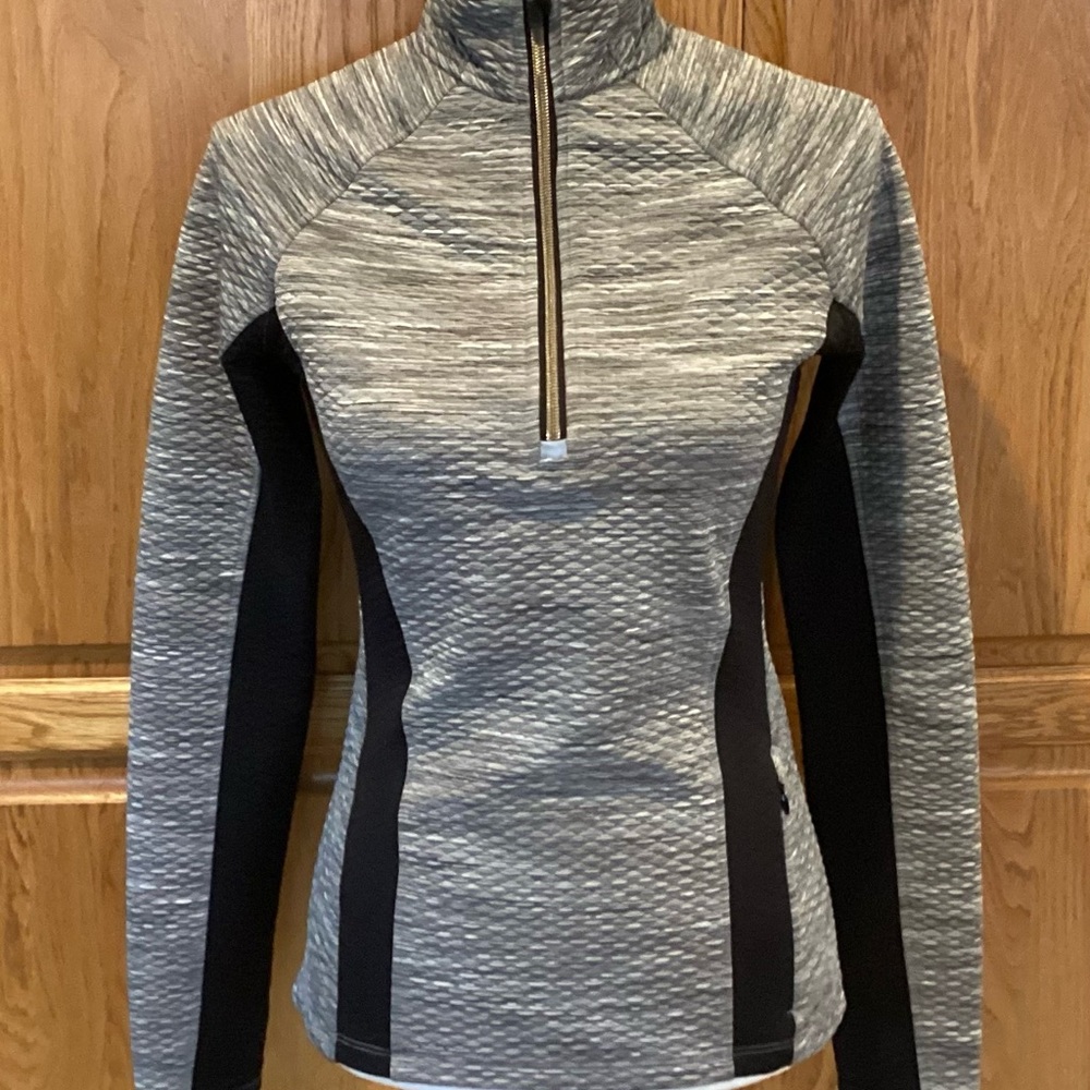 Athleta Snowscape  Gray and Black Women's Jacket - Picture 2 of 9